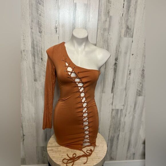 Brown dress - Picture 1 of 5